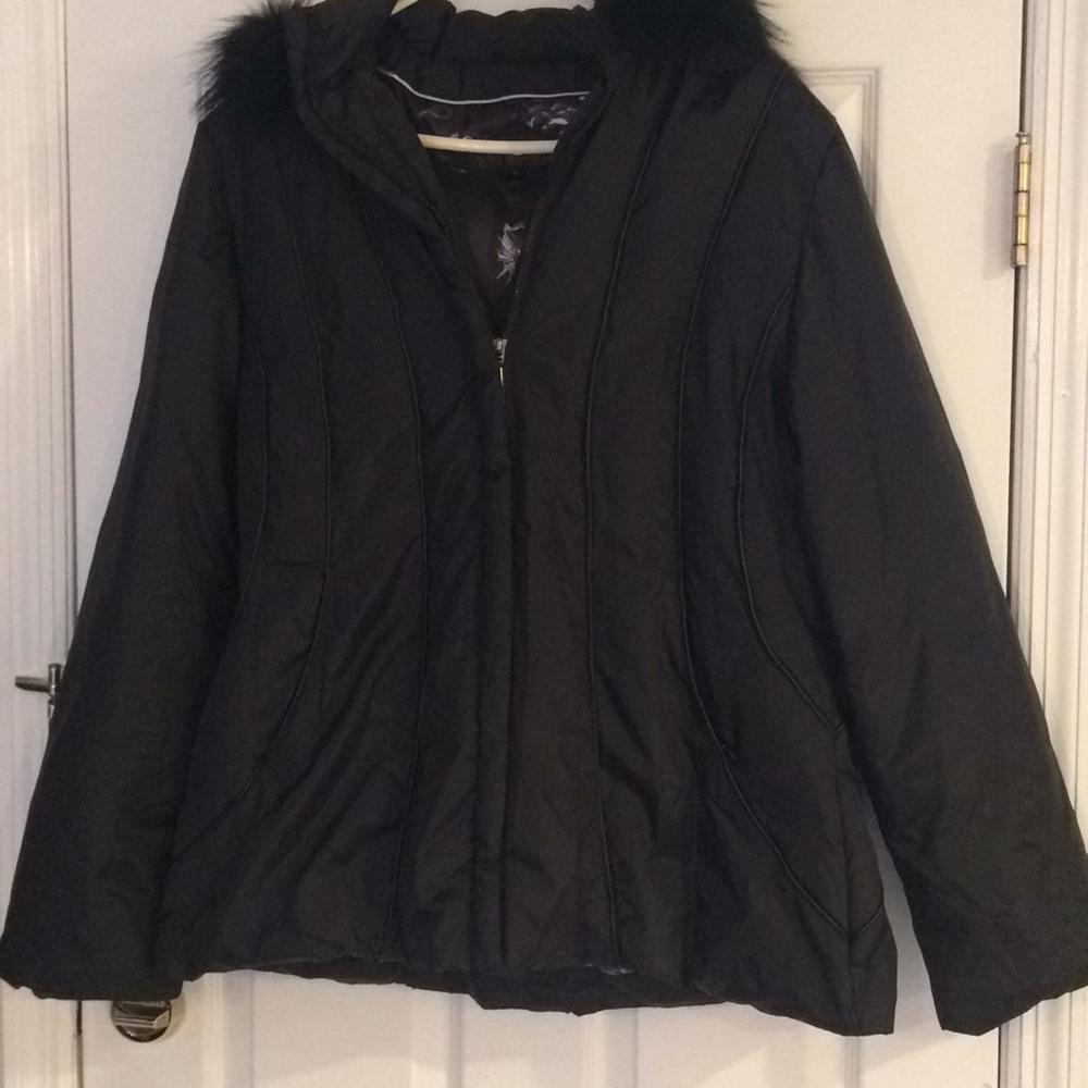 Black Via Spiga XL coat w fur hood